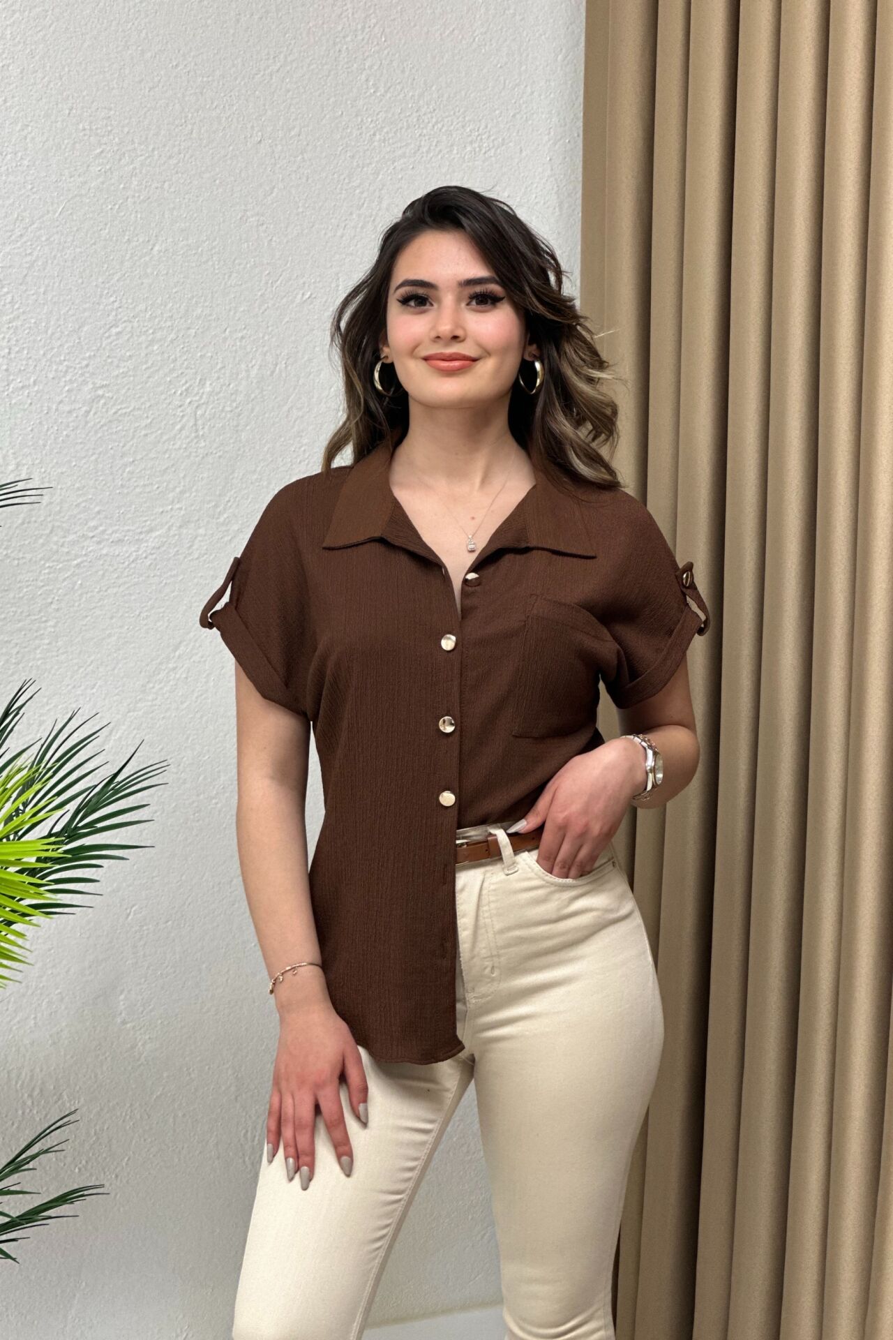 Krinkıl Kumaş Apoletli Likralı Gömlek Kahverengi