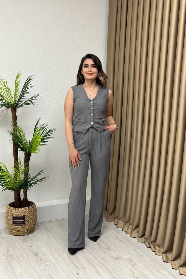 Örme Kumaş Çizgili Yelekli Takım Gri