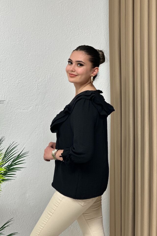 İthal Ayrobin Kumaş Fırfır Detaylı Bluz Siyah