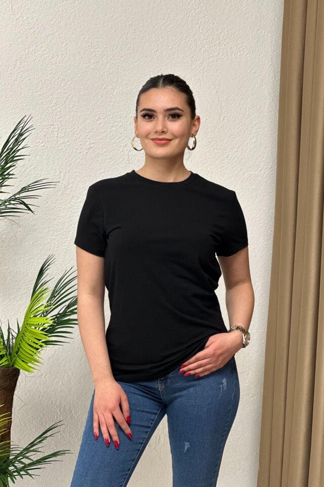 Bisiklet Yaka Basic T-Shirt Siyah