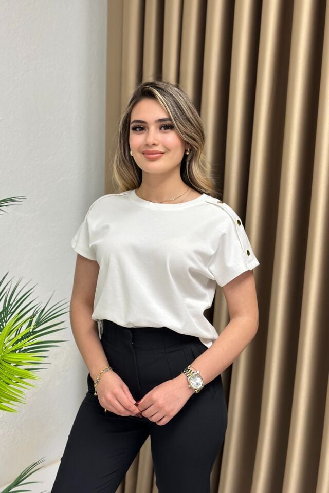 Massimo Omuzları Gold Zımbalı T-Shırt Beyaz