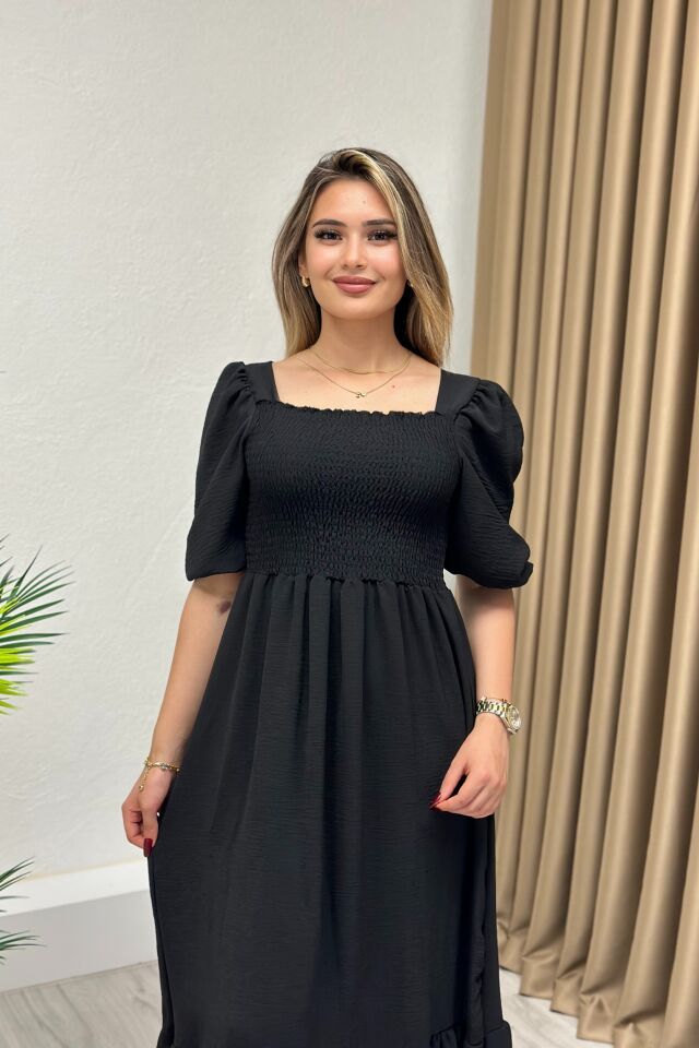 Kare Yaka Ayrobin Kumaş Gipeli Elbise Siyah
