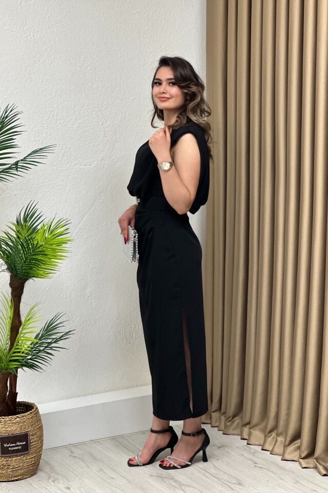 Premium Kemerli Vatkalı Elbise Siyah