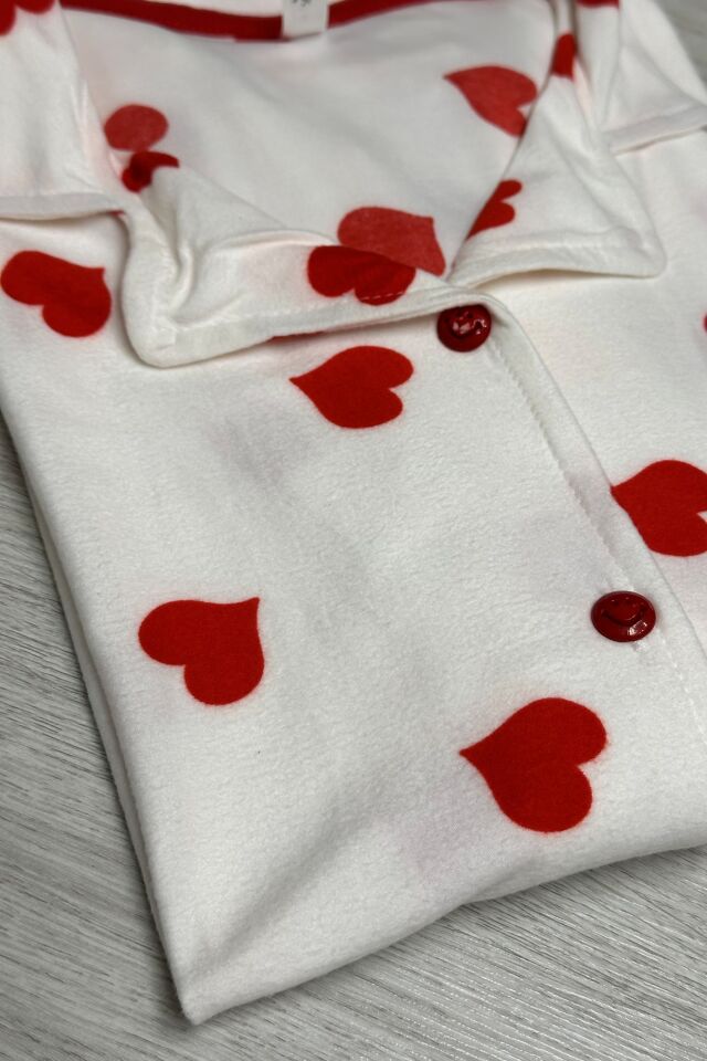 Uzun Kollu  Gömlek Yaka Düğmeli Süet Kumaş Pijama Takımı Kırmızı Kalpli