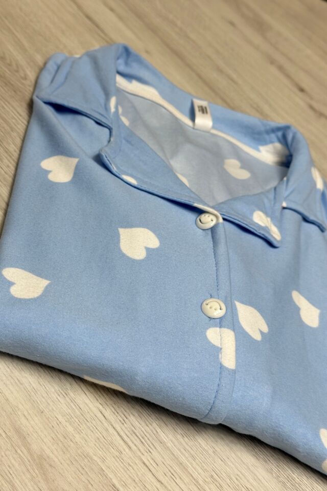 Uzun Kollu  Gömlek Yaka Düğmeli Süet Kumaş Pijama Takımı Mavi Kalpli