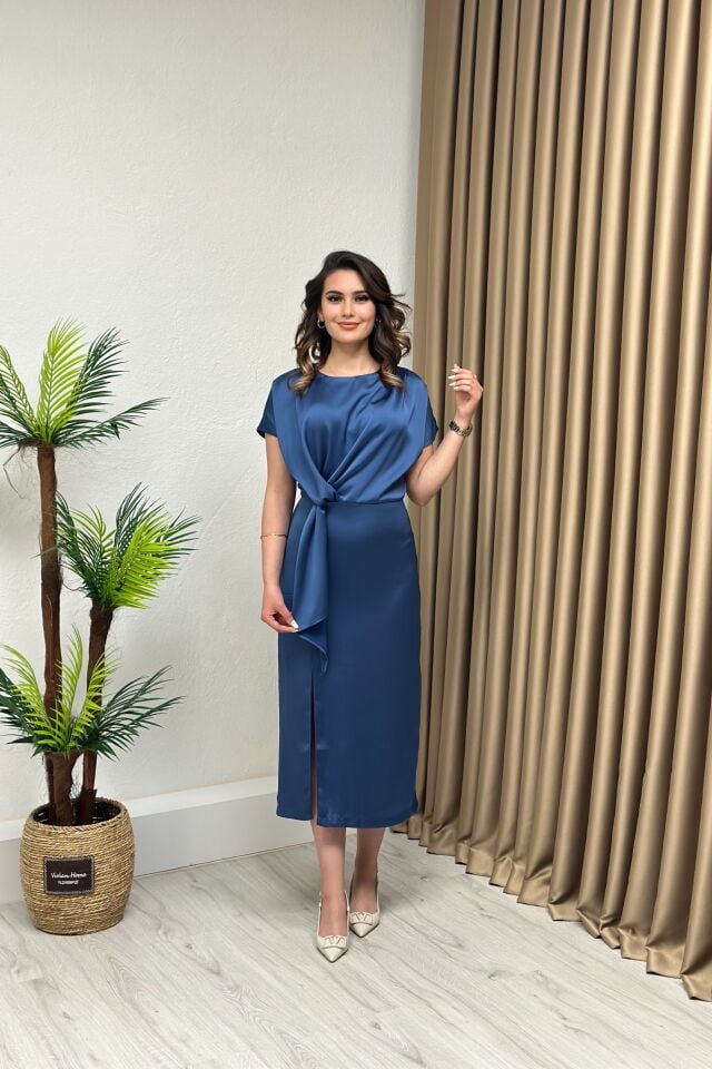 Saten Kumaş Düğüm Detaylı Elbise  İndigo Mavi