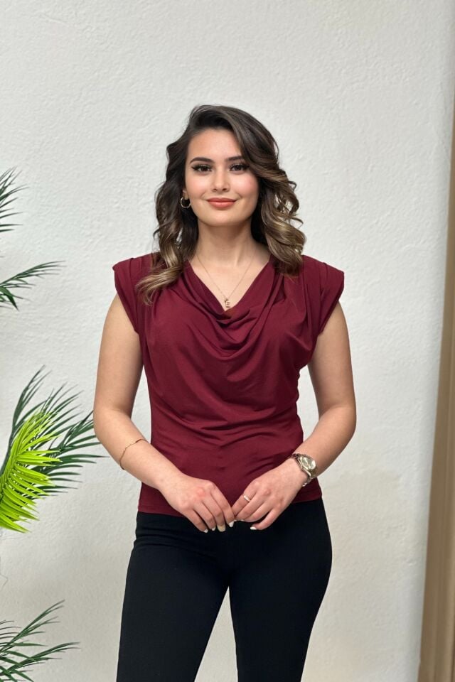 Degaje Yaka Vatkalı Bluz Bordo