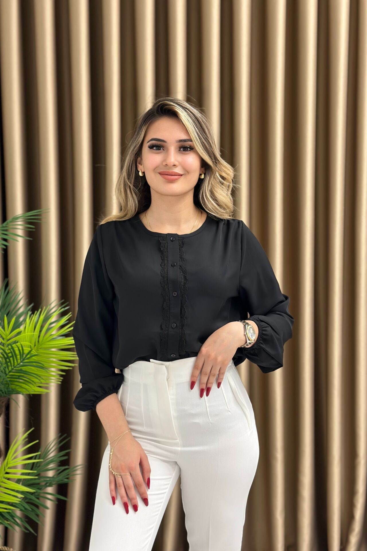 Krep Şifon Güpür Detaylı Gömlek-Bluz Siyah