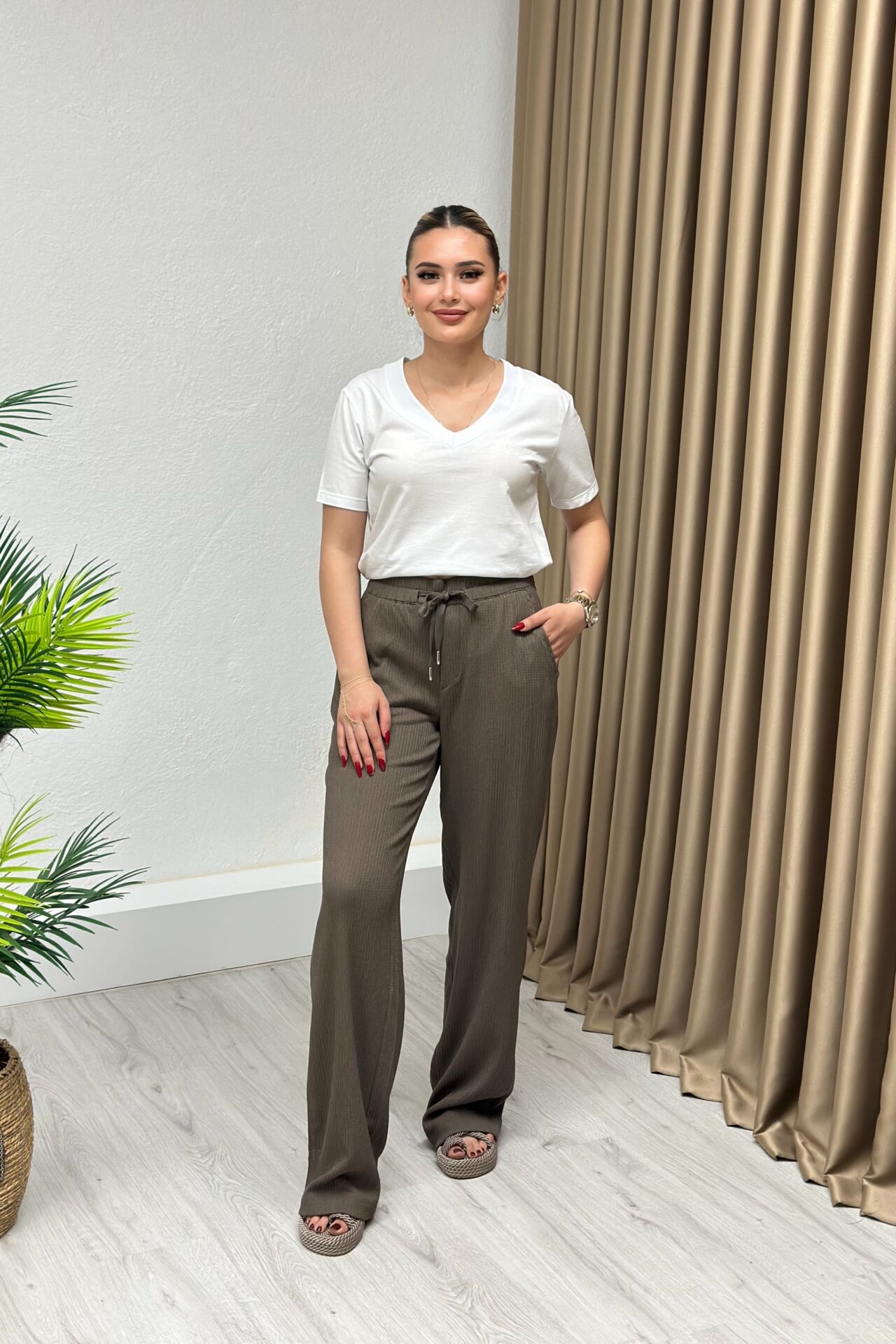 Orjinal Marka Krinkıl Kumaş Dökümlü Pantolon Haki Yeşil