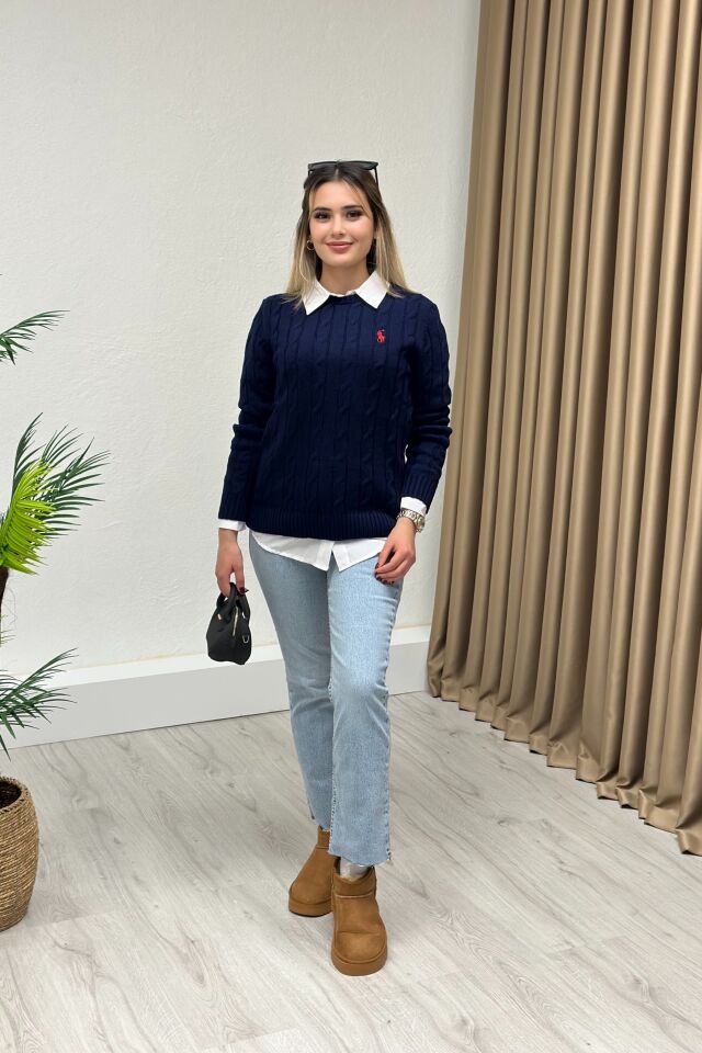 Marka Model Göğsü Nakışlı Triko Kazak Lacivert