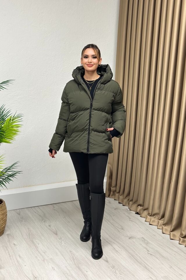 Premium Kapşonlu Şişme Mont Haki Yeşil