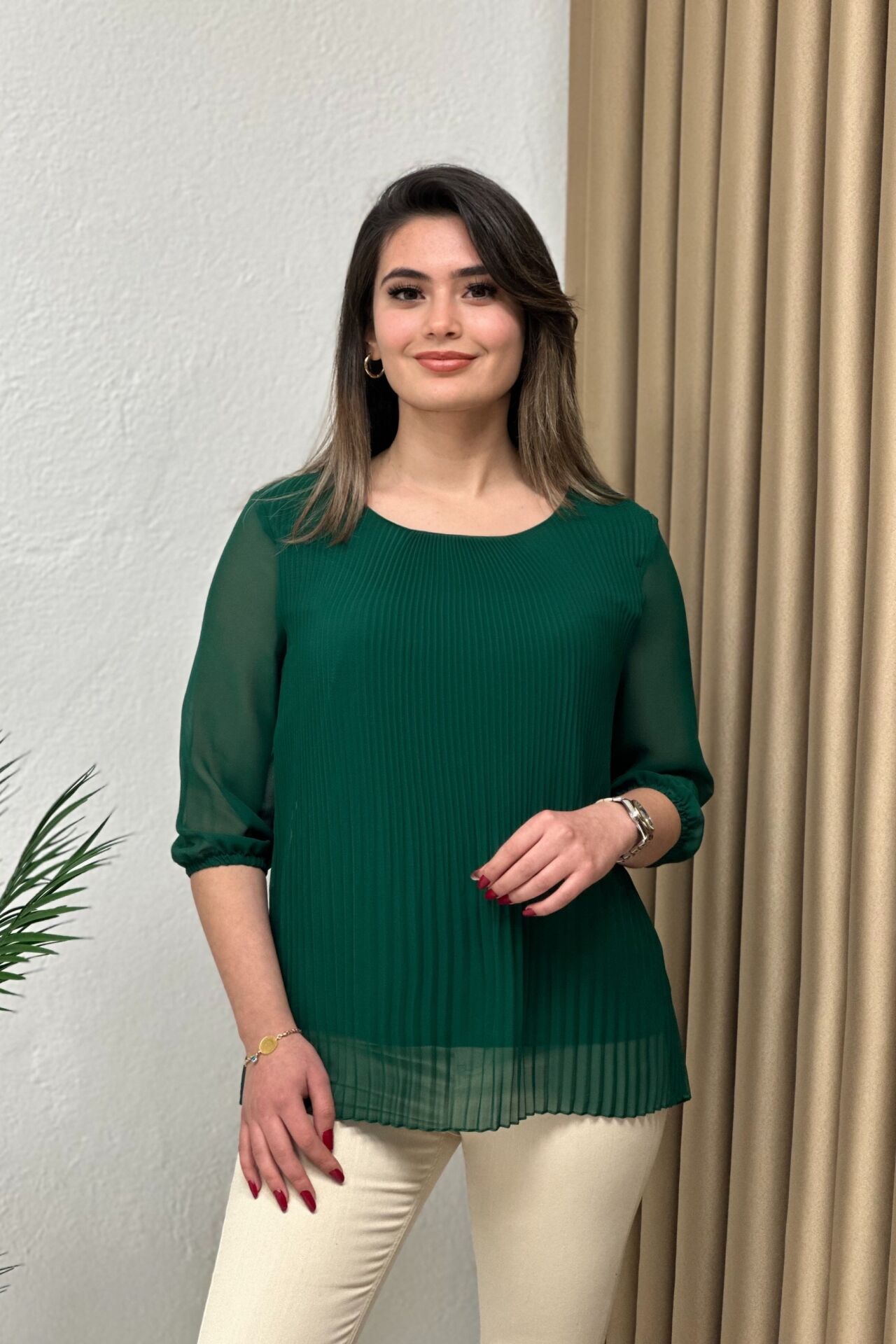 Premium Piliseli Tül Kol Bluz Zümrüt Yeşil