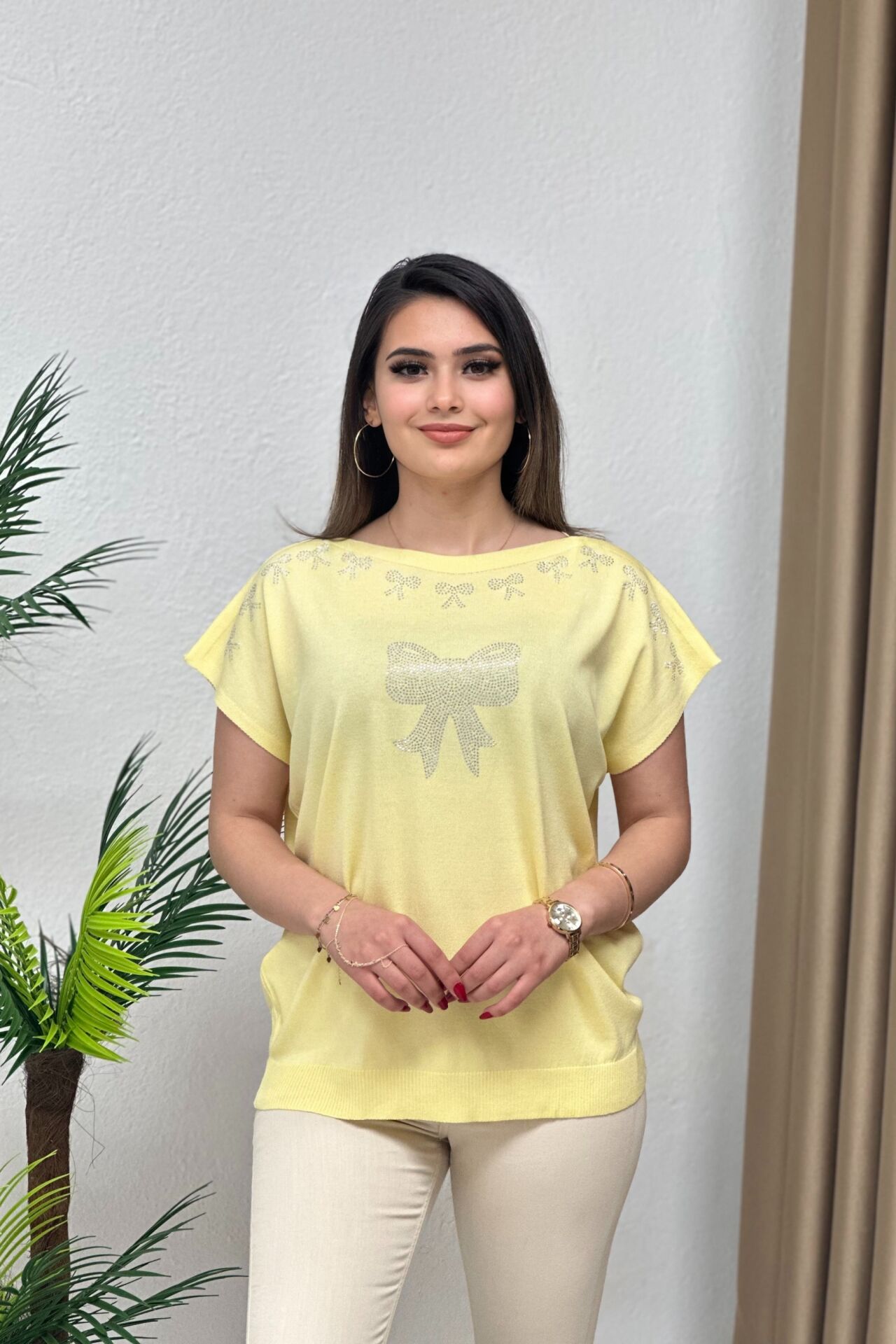 Fiyonk Detaylı Merserize Bluz Sarı