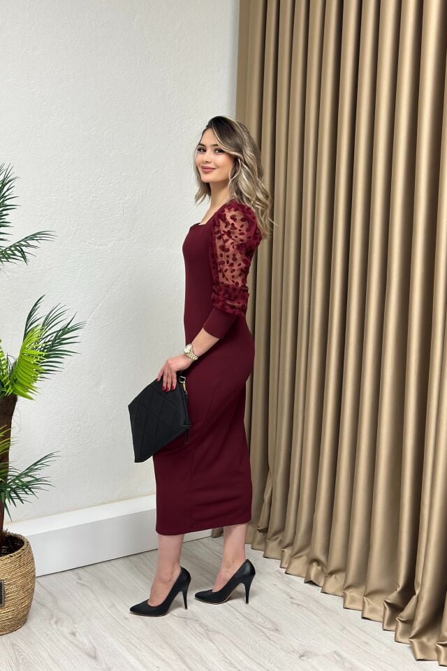 Kalp Yaka Kolları Flok Baskı Detaylı Midi Boy Kalem Elbise Bordo