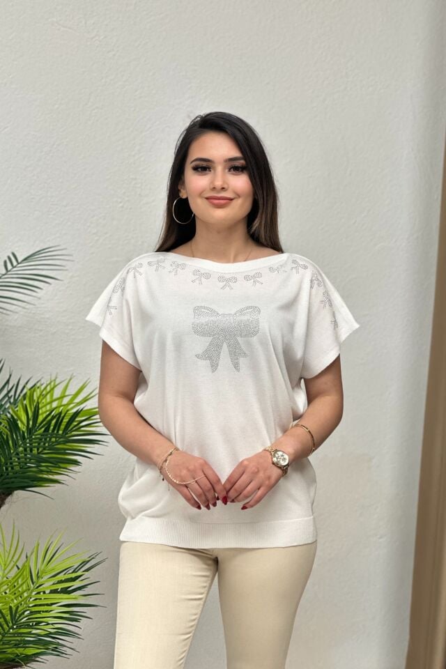 Fiyonk Detaylı Merserize Bluz Beyaz