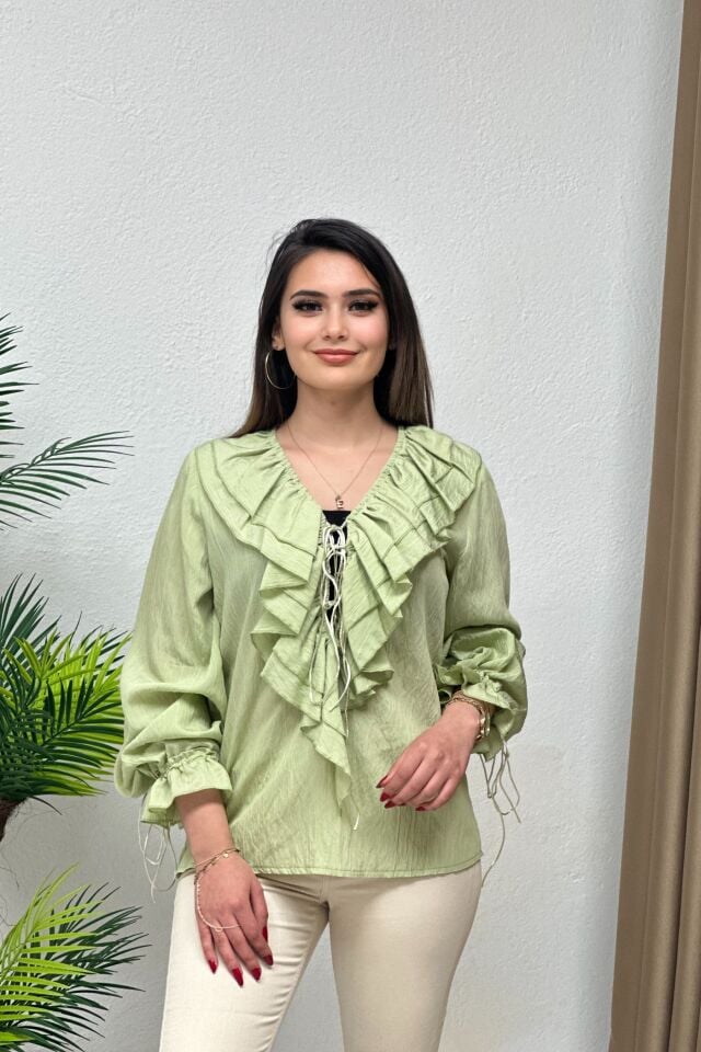 Premium Kalite Fırfırlı Bağcık Detaylı Tensel Kumaş Bluz Yeşil