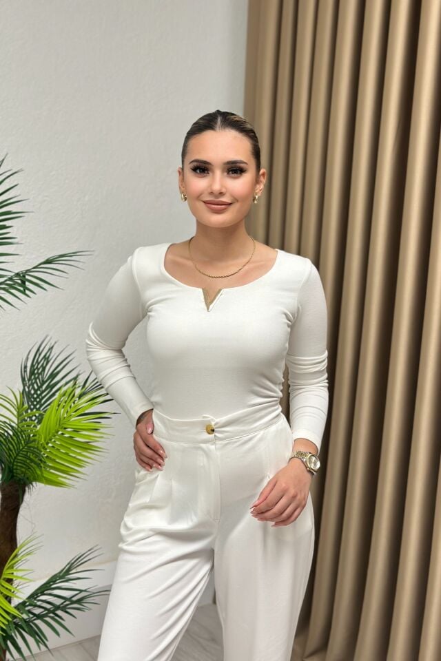 Orjinal Marka Modal Kumaş Metal V Detaylı Uzun Kol Body Beyaz