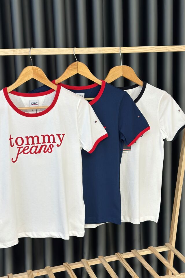 Tommy Jeans T-Shirt Kırmızı