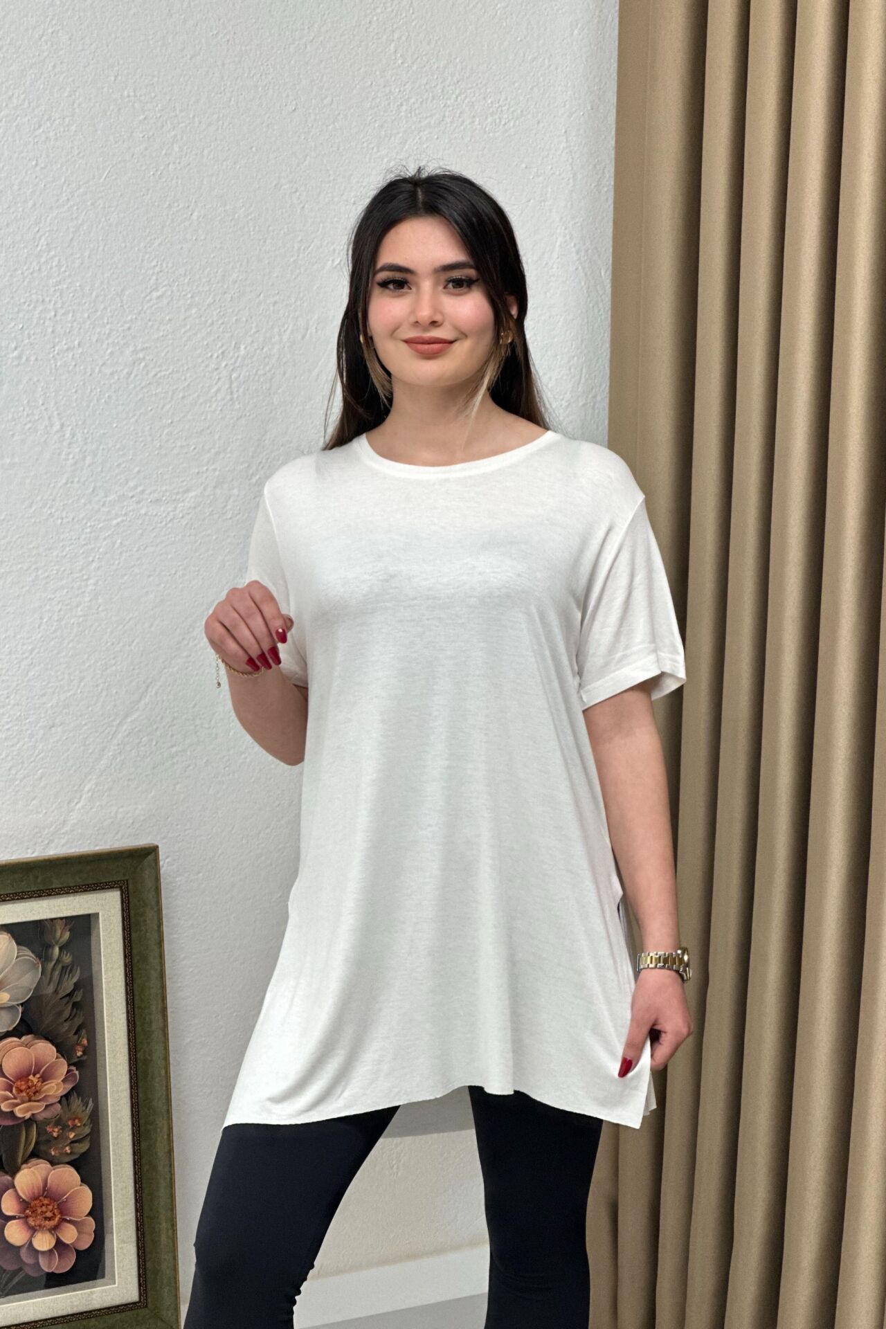 Bisiklet Yaka Yırtmaçlı Power Likra Viskon Kumaş T-Shirt Beyaz
