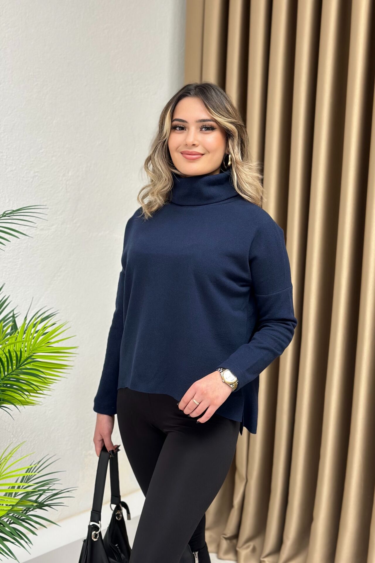 Balıkçı Yaka Yırtmaçlı Yumoş Kazak Lacivert