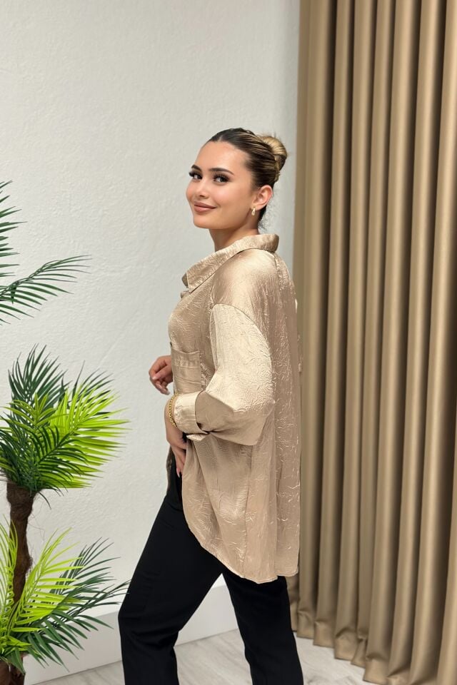 Saten Krinkıl Görünümlü Oversize Gömlek Bej
