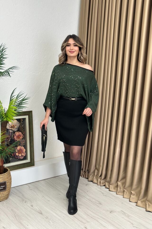 Makarna Kumaş Asimetrik Pullu Bluz Zümrüt Yeşil