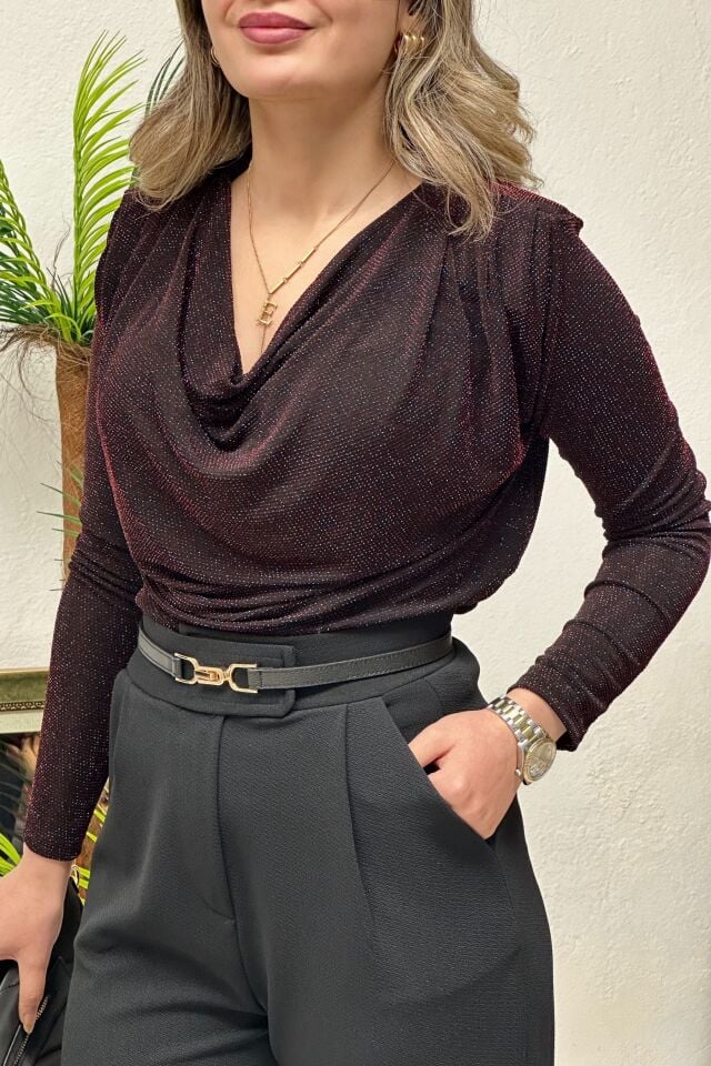 Degaje Yaka Vatkalı Simli Bluz Bordo