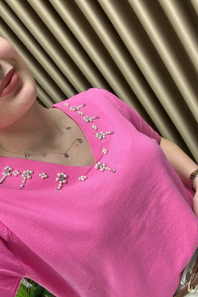 V Yaka Aksesuar Detaylı Premium Kalite Merserize Bluz Pembe