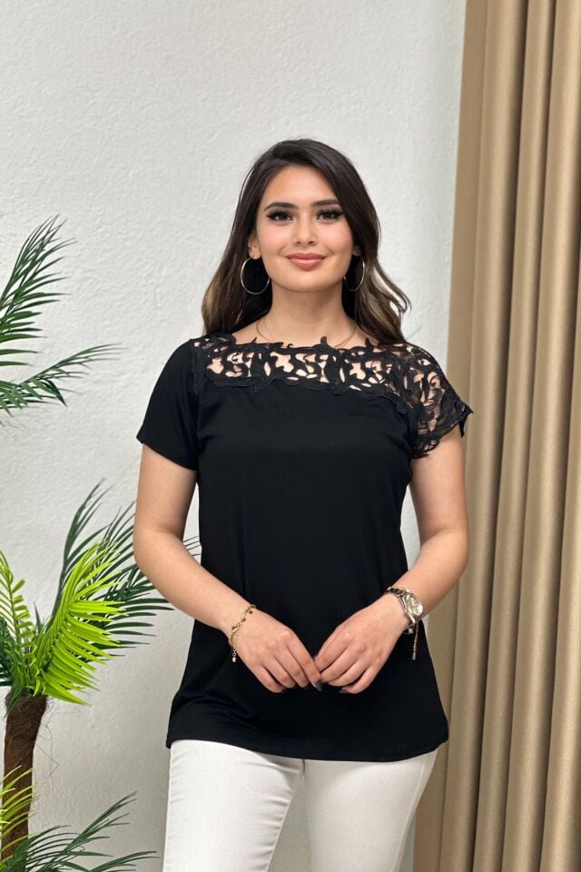 Büyük Beden Robası Güpürlü Viskon Kumaş Bluz Siyah