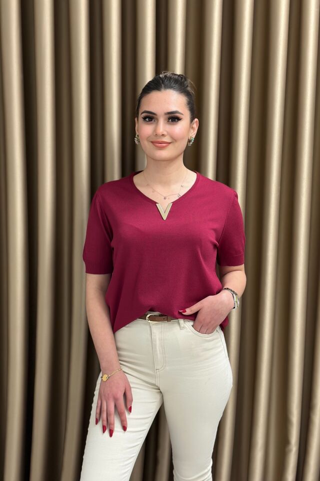Yakası V Gold Metal Detaylı Merserize Bluz Bordo