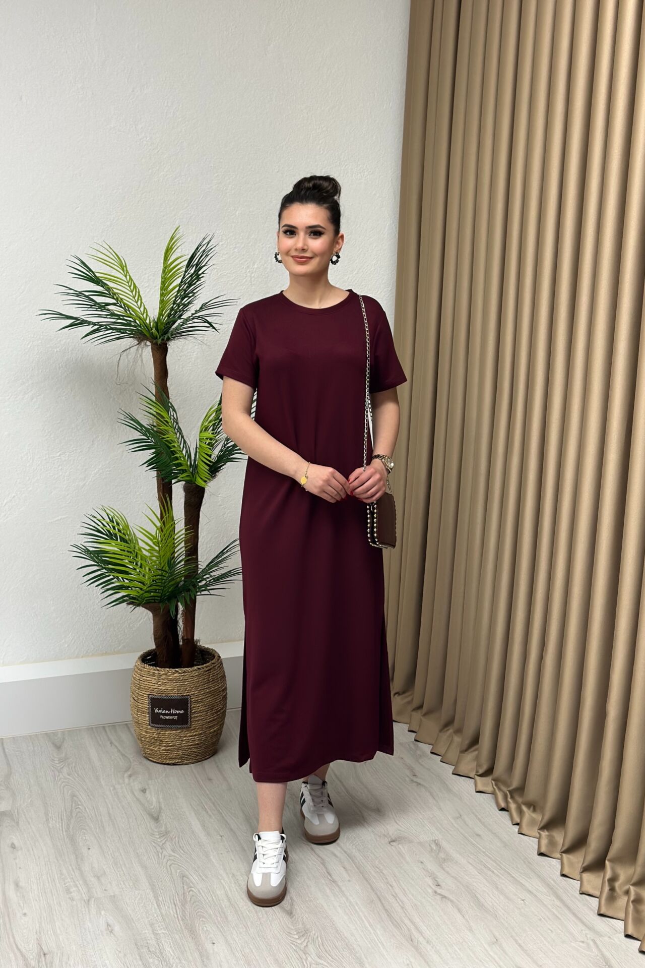 Modal Kumaş Yırtmaçlı Elbise Bordo