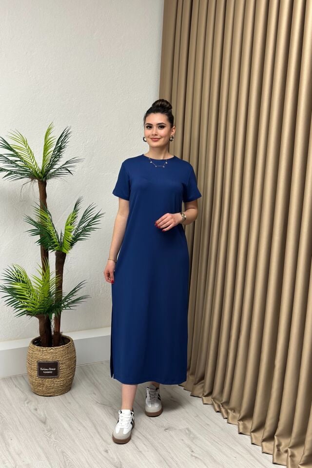 Modal Kumaş Yırtmaçlı Elbise Lacivert